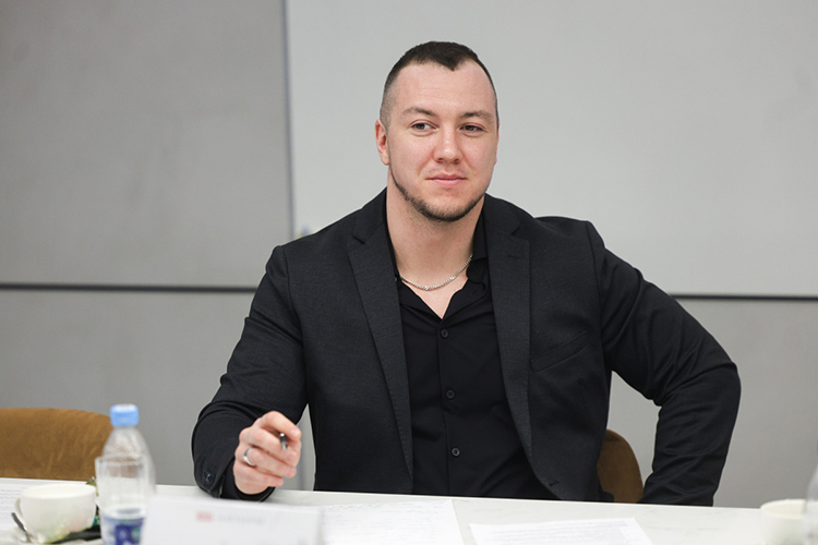 Владислав Гордеев: «Клиенты сейчас ценят эстетику. Готовы менять старую „трешку“ на современную „однушку“ в бизнес-классе, потому что там другой воздух и там красиво»