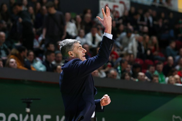 «Когда просматриваю записи матчей и вижу себя, мне даже бывает неловко за своё поведение»