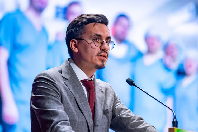 Роман Джумабаев