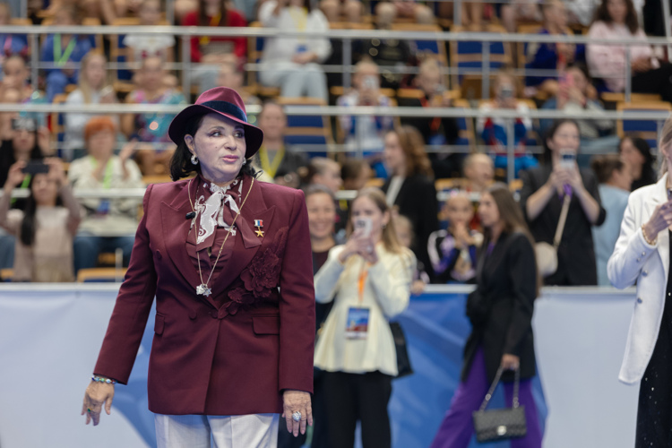 Нечто похожее уже произошло с Ириной Винер