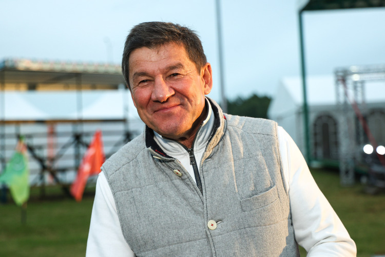 Сразу две книги вышли из-под пера известного общественного деятеля, гендиректора ГКУ «Главное управление инженерных сетей РТ» Джаудата Миннахметова