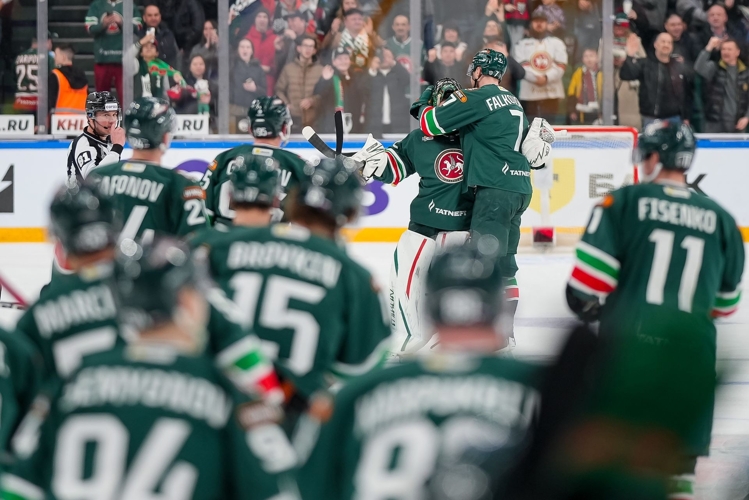 Первый матч в Казани – вау: победа «Ак Барса» в овертайме, камбэк «Трактора» и полет Зарипова