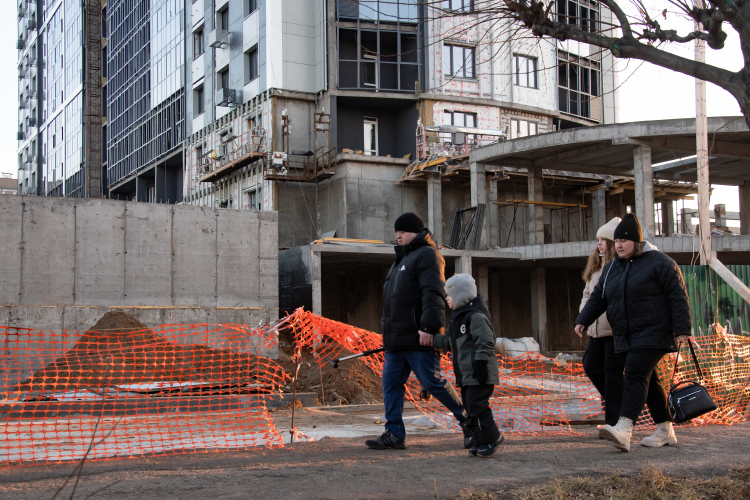 «Хотя январь у нас сезонно считается «мертвым» месяцем, но в этот раз в начале года было очень много сделок. Опять же это было связано с тем, что семейную ипотеку немного прикрыли»