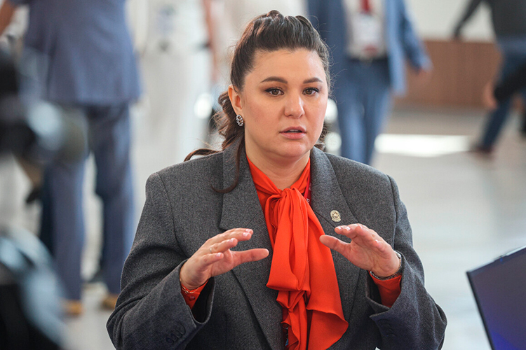 Талия Минуллина: «К сожалению, не могу вас порадовать цифрами по инвестициям в деятельность гостиниц и предприятий общественного питания. Они в 2025 году у нас сократились»