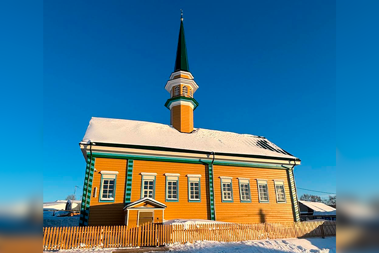 Главной гордостью комитета охраны культурного наследия последнего времени стало возрождение мечети в селе Айбаш Высокогорского района