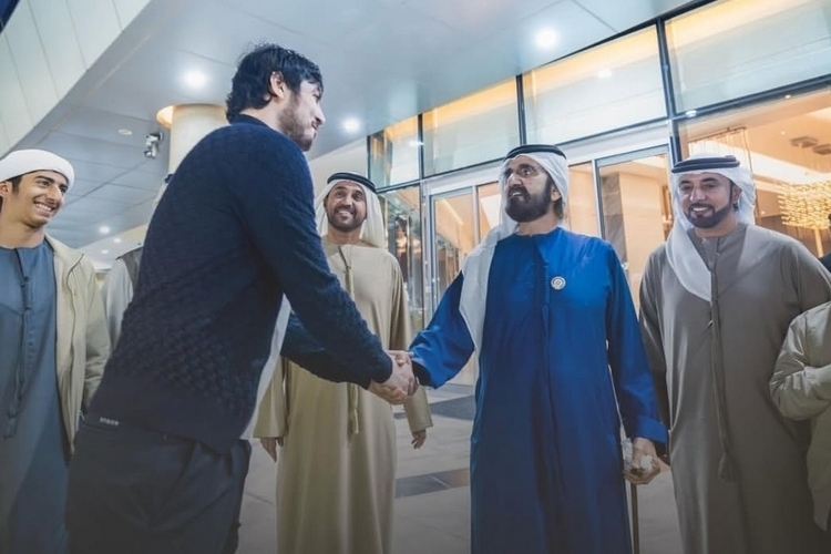 Азмун с шейхом ОАЭ