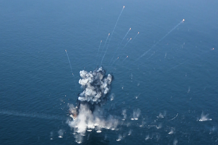 «Ормузский пролив &mdash; одна из самых стратегически важных водных артерий мира. Его закрытие может разрушить глобальные цепочки поставок»