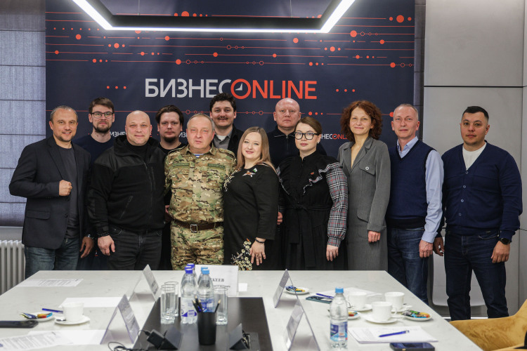 «Большое спасибо всем присутствующим, всем вашим командам за то, что вы делаете. Вы все пример искреннего патриотизма»