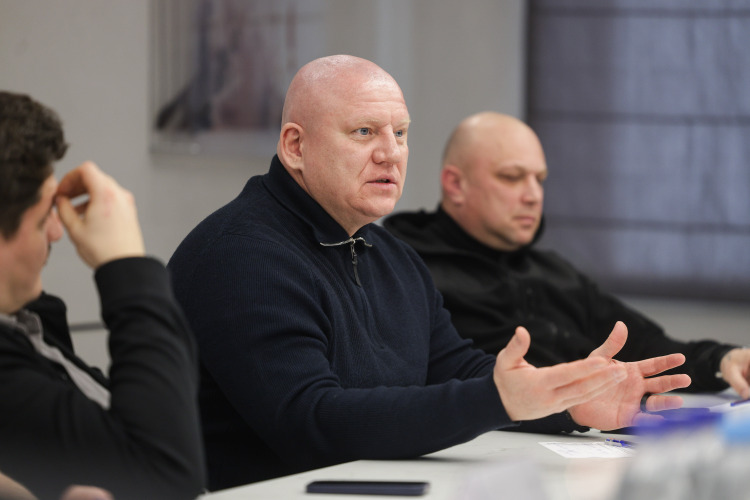 Ильдар Галимов: «Мне бы хотелось, чтобы состав этого круглого стола ширился, чтобы таких, как вы, становилось как можно больше»