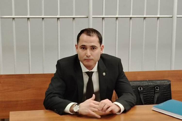 Как отметил защитник подсудимого Эрик Валеев, Давлетшин планировал исполнить решение арбитража и вернуть деньги, но физически не мог это сделать &mdash; его счета арестовали приставы