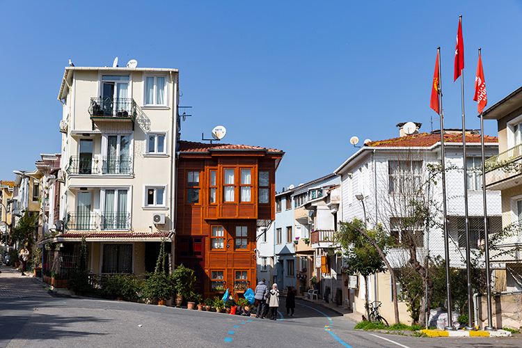 «После последних событий я вижу, как пул инвесторов, который раньше ориентировался только на зарубежку, разворачивается в сторону Казани. И это не патриотизм, а прагматизм»