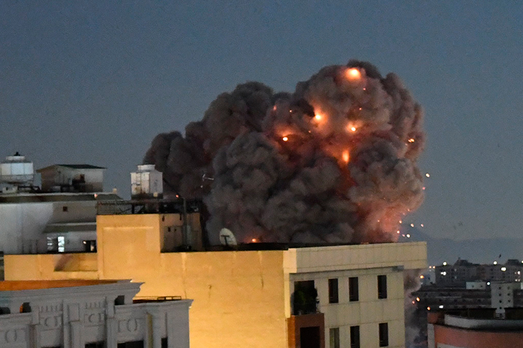 «Никто с военной точки зрения серьезно поддержать ИРИ не может и не собирается. По сути, Иран остался один»