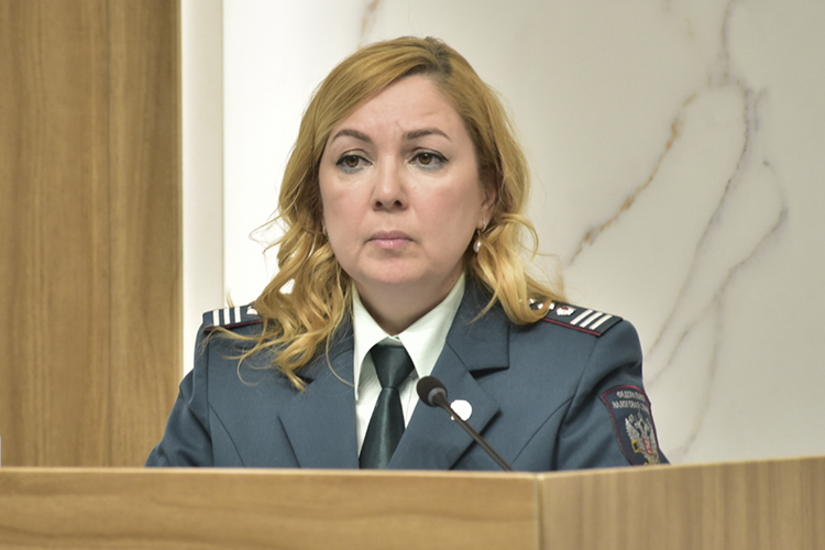 Диана Сагетдинова: «Изначально сумма задолженности составляла 13 миллионов и количество сотрудников-должников более 3 тысяч. На сегодня эта цифра значительно снизилась, и они обещают в кратчайшие сроки сумму задолженности максимально отработать»