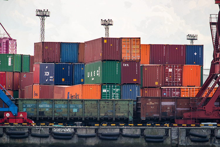 «У нас весь основной импорт и контейнерные перевозки сейчас идут со стороны Китая»