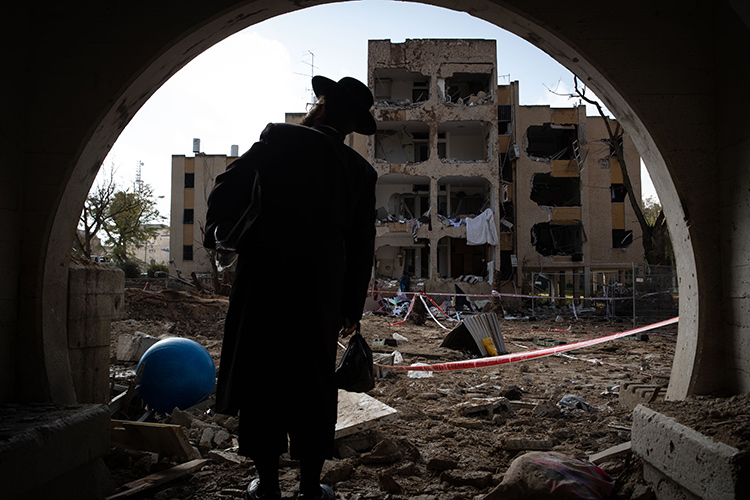 Война вступает во второй месяц: «суэцкий» момент США?