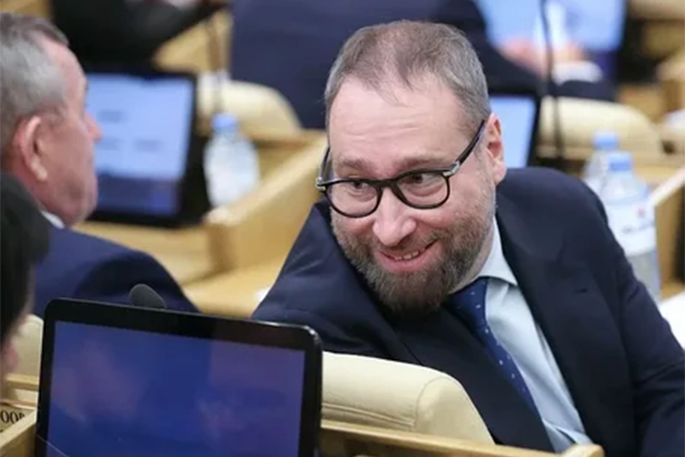 Антон Горелкин сообщил, что в парламенте никогда не обсуждался полный запрет VPN и введение ответственности за его использование