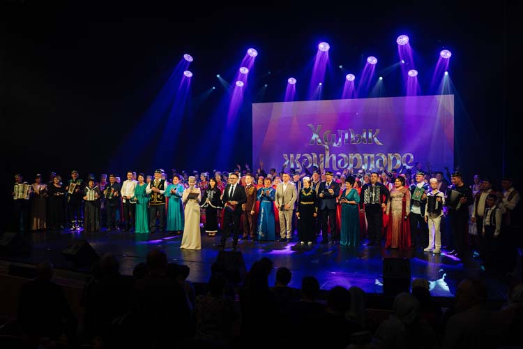 Вагаповфонд собрал народных исполнителей со всего татарского мира