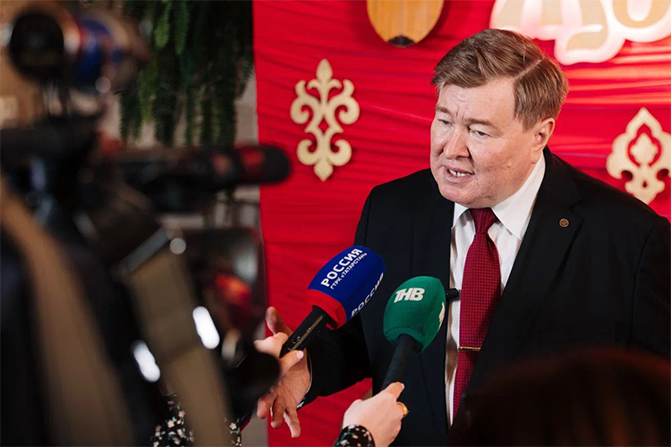 Рифат Фаттахов: фестиваль «Халык җәүһәрләре» - не громкие слова, а конкретные шаги по сохранению татарской культуры