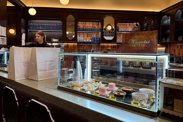 Меню «Чинаякъ» &mdash; это артефакт эпохи примерно 2012–2015 годов, когда казанские рестораны переживали особый творческий период