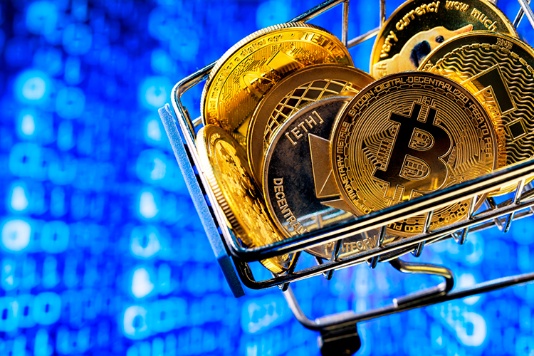 На сегодня правовой статус криптовалют в России остается фрагментарным