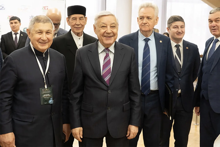 «Образ Тукая из учебников воспринимается как одетый в тюбетейку и костюм приятный поэт, но…»