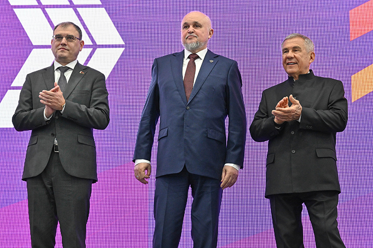 Форум «Энергопром» открывали министр энергетики России Сергей Цивилев и раис РТ Рустам Минниханов