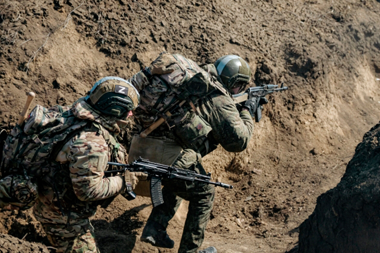 «Может быть, нам надо обратиться к мировому опыту и дать штурмовикам то вооружение, с которым они не будут бояться идти на штурм?»