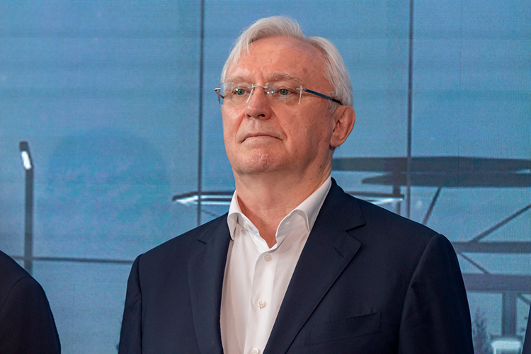 Не испытывает иллюзий относительно 2026 года и сам Когогин, который надеется «хотя бы выйти в ноль»