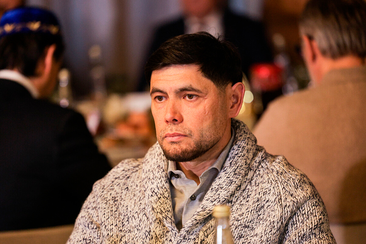 Ирек Салихов набирает очки, поднимаясь на 37-е место