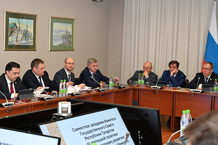 Фарит Ханифов: «Верхний слой надо перекладывать почаще &mdash; через два-три года, за этим следит балансодержатель»