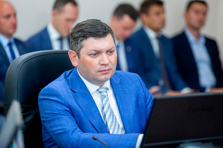 Комиссию по расследованию технических причин аварии на НКНХ возглавил руководитель Приволжского управления Ростехнадзора (РТН) Азат Мубаракшин