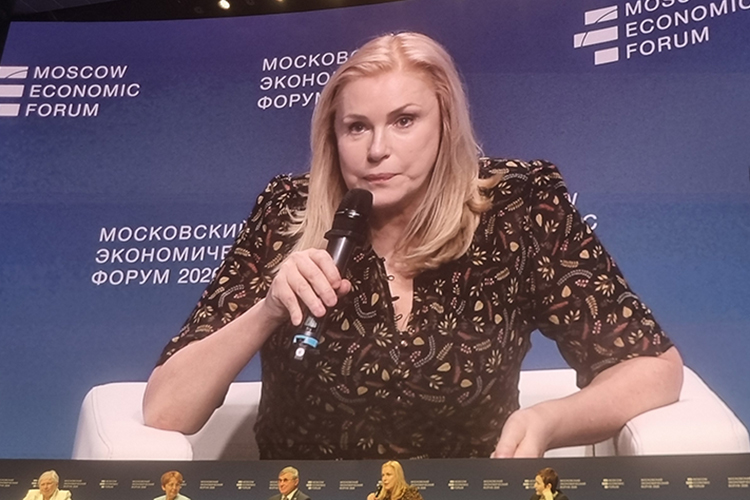 Мария Шукшина: «Лучший способ воспитать патриотизм &mdash; это дать народу почувствовать, что ему принадлежат природные ресурсы страны и что у него есть все возможности для самореализации»