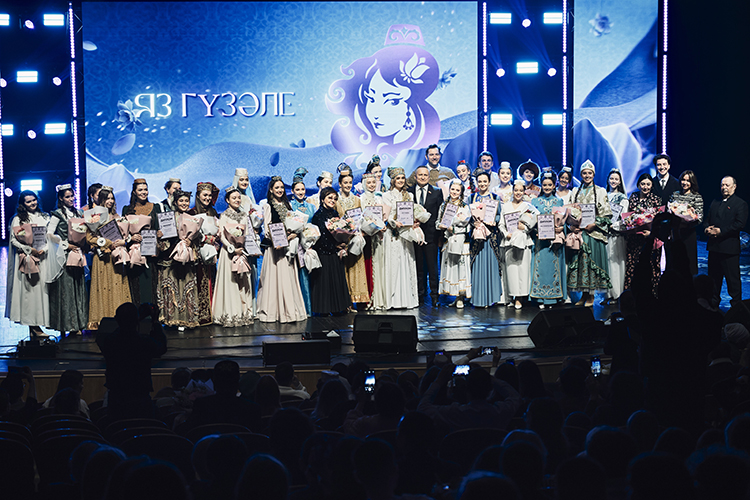 В подготовке к финалу важное место занимают образовательные мастер-классы: в течение 10 дней девушки изучали командообразование, культуру речи, арабскую каллиграфию, национальное рукоделие, татарский фольклор и народный танец под руководством знаменитых наставников, знакомились с памятниками культуры и архитектуры Казани