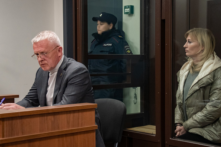  По версии следствия и оперативников управления ФСБ России по РТ, Ганиева подменила протокол допроса от 22 апреля 2025 года, благодаря чему изменился процессуальный статус привлекаемого к уголовному делу Богородского 