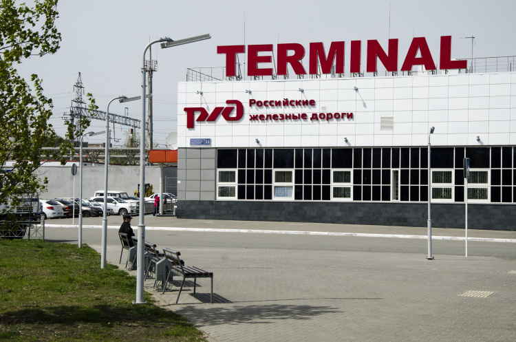 Отметим, что, по материалам публичных слушаний, трассировка ВСМ заходит в Татарстан со стороны Помар (Волжский район Марий Эл), проходит у села Сафоново Зеленодольского района, далее вдоль существующей дороги выходит на лесопарк «Лебяжье» и идет до станции Казань-2