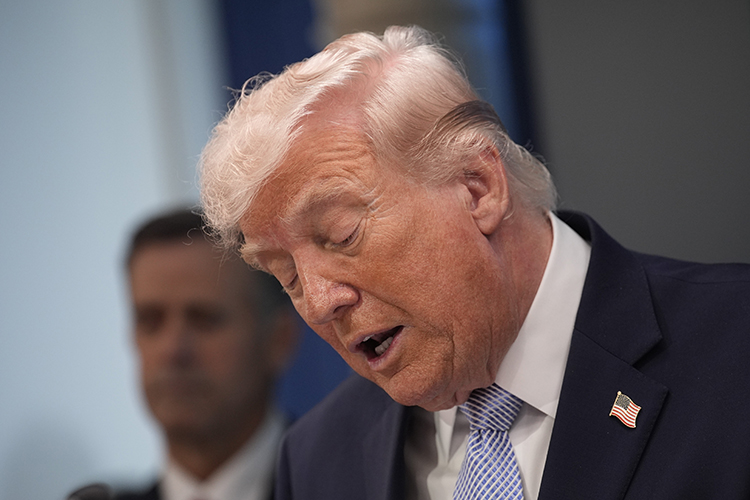 По информации немецкого издания Der Spiegel, Трамп через генсека НАТО передал европейским государствам что-то вроде ультиматума