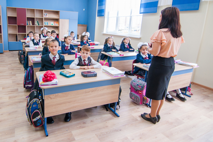 «Никогда нельзя оскорблять ребенка, унижать его чувство собственного достоинства перед всем классом. Тогда ты потеряешь доверие окончательно и бесповоротно, тем более для поколения альфа»