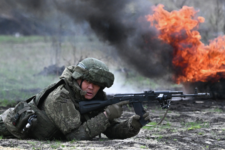 Российские силы успешно преодолели реку Гайчур, закрепившись на ней, заняли основной город Гуляйполе, а после продолжили натиск на запад