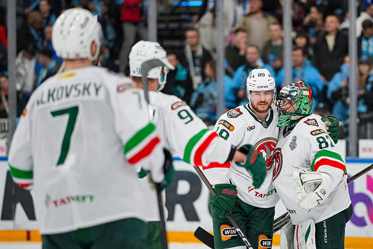 «Перекурили» от Квартальнова, Лукашенко на трибуне и кричалка для Пустозерова: «Ак Барс» победил в Минске