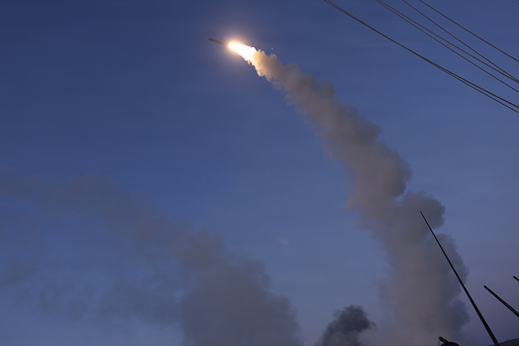 «В общей сложности, в общем тренде предположение, что Украина недополучит каких-то вооружений в связи с тем, что они будут задействованы на Ближнем Востоке, очень вероятно»