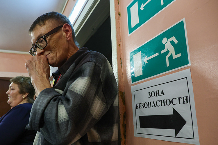 «Что касается укрытия, можно попросить у УК дубликат ключей, который будет храниться у ответственного представителя жителей», &mdash; советует канал мэрии Казани, отвечая на один из вопросов