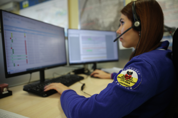 Два сигнала тревоги ночью &mdash; это не учения. Но что именно угрожало республике, неясно