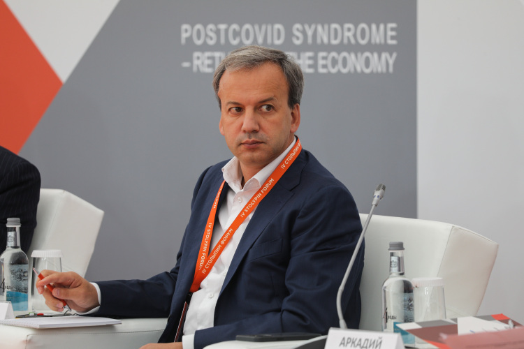 Дворкович покинул пост председателя попечительского совета «Сколтеха». Его место занял Игорь Шувалов