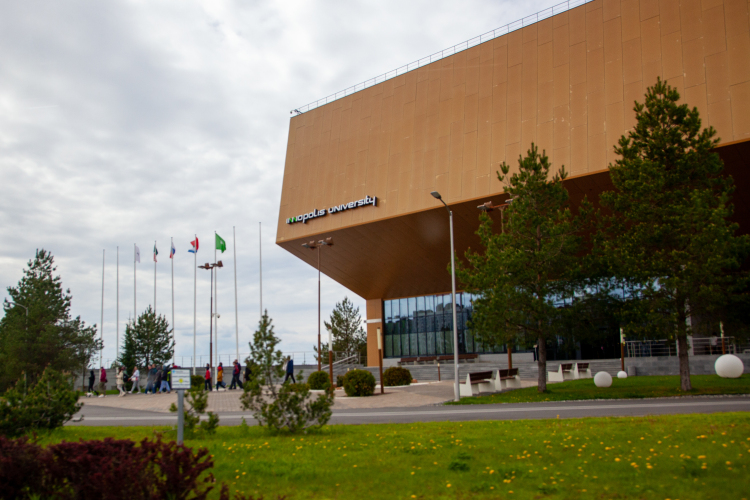 Сразу несколько источников «БИЗНЕС Online» сообщили о грядущих сокращениях кадрового состава Университета Иннополис