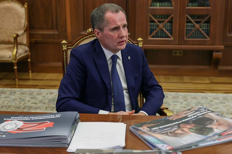 Несколько источников канала рассказали, что сам губернатор Гладков с прошлого года давал понять о своем желании сохранить должность в регионе до окончания СВО