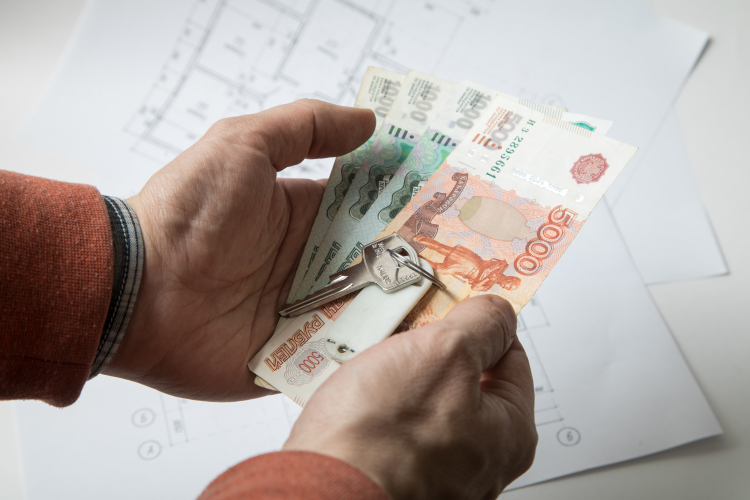 К началу марта в России застройщики взяли 10,1 трлн рублей, а продали примерно на 7,4 триллиона
