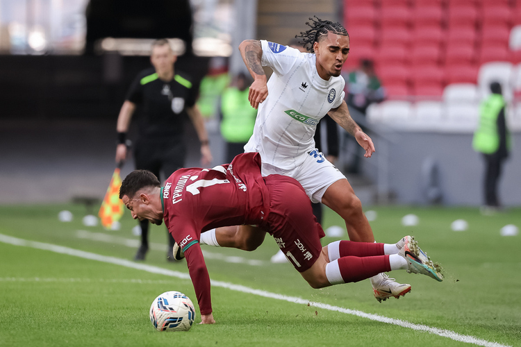 Назми Грипши и Ду Кейрос