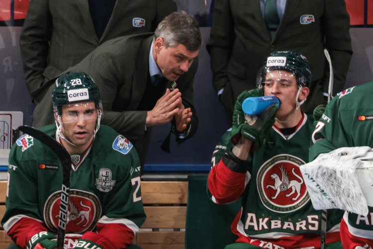 При Квартальнове в Казани раскрылось много молодых игроков (на фото справа &mdash; Артем Галимов)