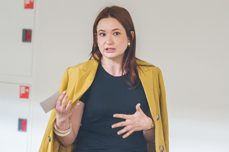 С заполняемостью тоже все в порядке &mdash; по состоянию на март 2026 года доля вакантных помещений в качественных торговых центрах Казани составляет порядка 5%, говорит полномочный представитель российской гильдии управляющих и девелоперов в РТ Елена Стрюкова