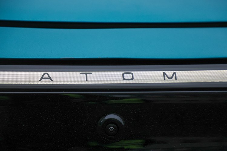 Примерная стоимость электрокара, в принципе, ясна и не раз уже (правда, пока неофициально) озвучивалась &mdash; машина будет стоить 3,9 млн рублей без субсидии и 2,9 млн &mdash; с учетом господдержки